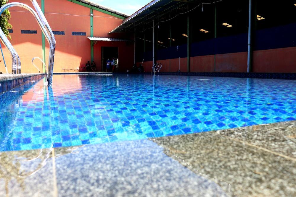 Sinar Sport Hotel Bengkulu Luaran gambar